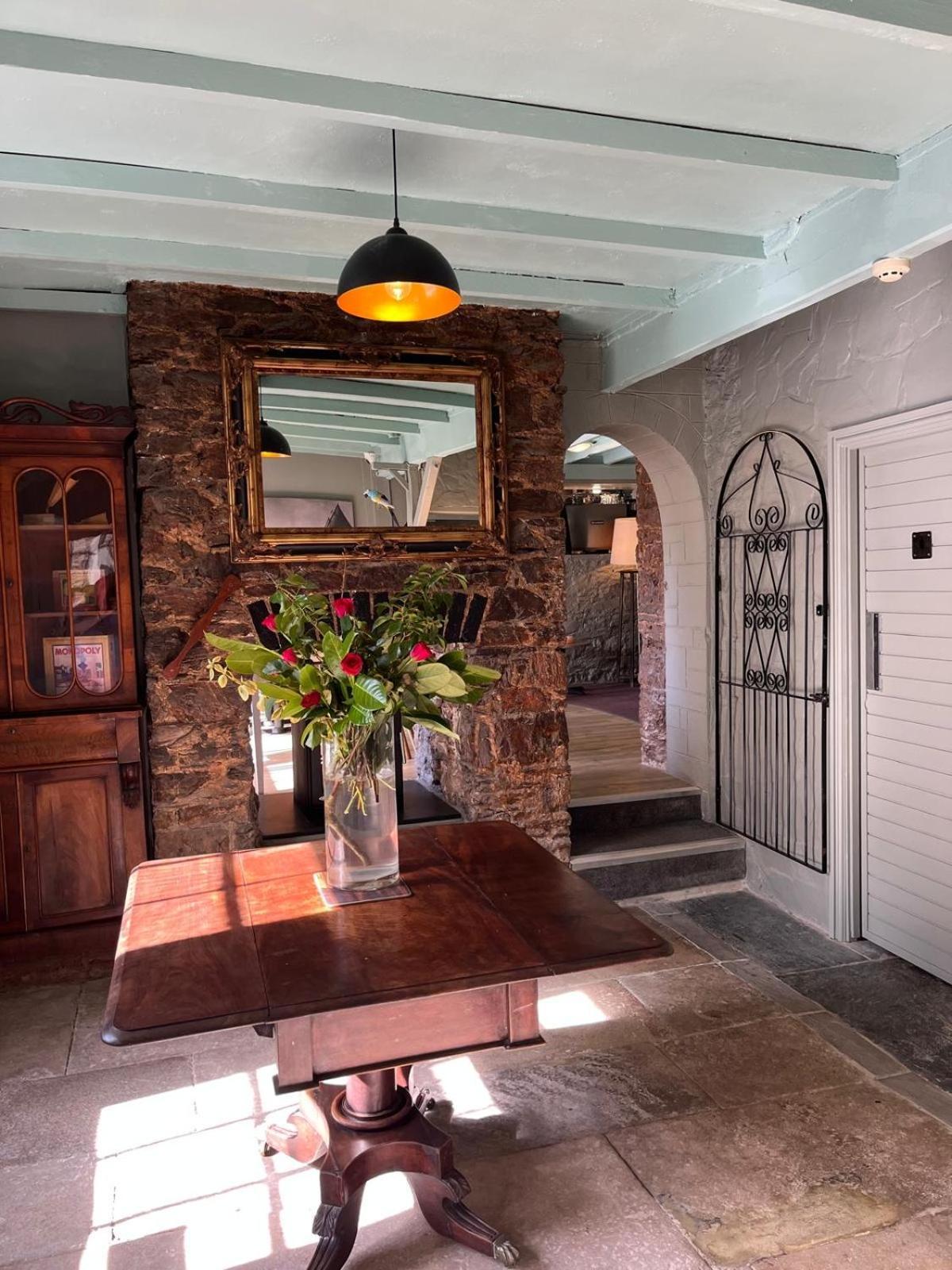 בריקסהאם Smugglers Hotel מראה חיצוני תמונה
